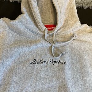 Supreme “le luxe” Hooded